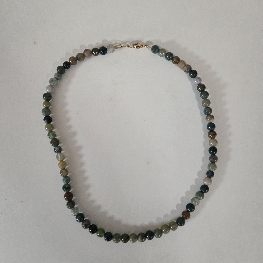 Elegant Multicolor Beaded Necklace